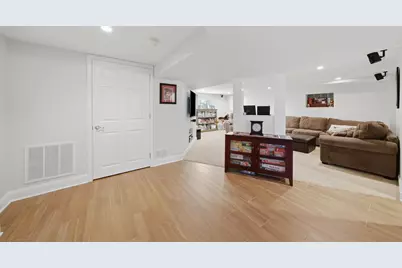 2232 Hawthorne Avenue, Westchester, IL 60154 - Photo 14