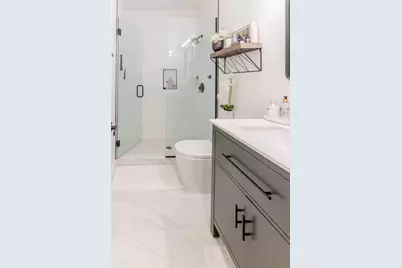 1352 W Hubbard Street #1, Chicago, IL 60642 - Photo 14