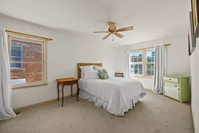 731 Selborne Road, Riverside, IL 60546 - Photo 18
