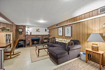 731 Selborne Road, Riverside, IL 60546 - Photo 22