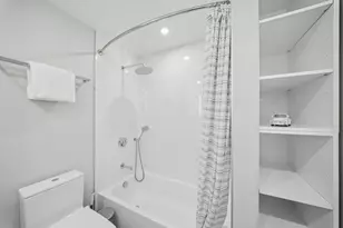 195 N Harbor Dr, Chicago, IL 60601 - Photo 26