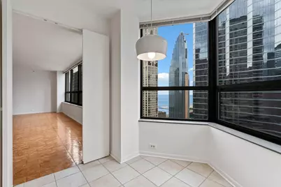 400 E Ohio Street #3004, Chicago, IL 60611 - Photo 2
