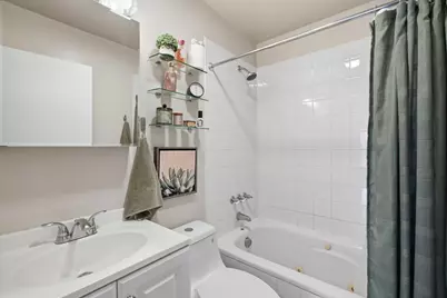 435 W Oakdale Avenue #4F, Chicago, IL 60657 - Photo 8