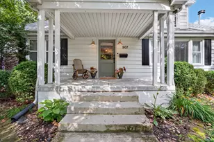 907 N Oak St, Normal, IL 61761 - Photo 2