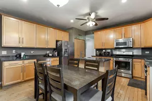 3809 Saratoga Dr, Joliet, IL 60435 - Photo 6