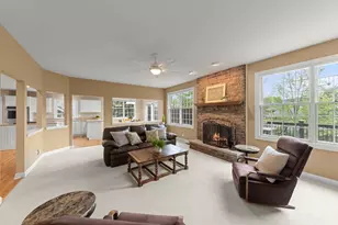 1570 Orchard Rd, Wheaton, IL 60189 - Photo 8