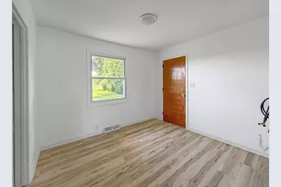 508 N 1st Street, Pearl City, IL 61062 - Photo 10