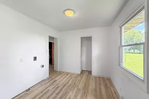 508 N 1st St, Pearl City, IL 61062 - Photo 8