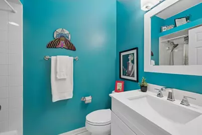3845 N Ashland Avenue #4E, Chicago, IL 60613 - Photo 16
