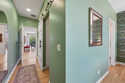 3845 N Ashland Avenue #4E, Chicago, IL 60613 - Photo 10