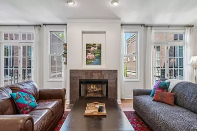 3845 N Ashland Avenue #4E, Chicago, IL 60613 - Photo 6