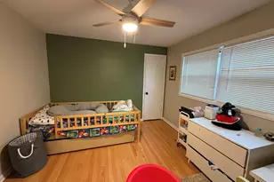 9848 S Muskegon Ave, Chicago, IL 60617 - Photo 22