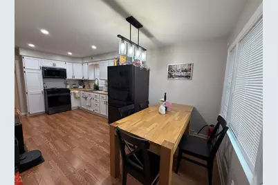 9848 S Muskegon Avenue, Chicago, IL 60617 - Photo 30
