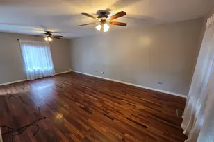 8401 Birch St, Fox Lake, IL 60020 - Photo 2