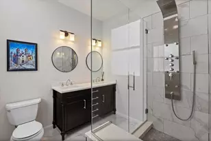 525 N Claremont Ave, Chicago, IL 60612 - Photo 18