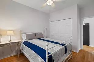 525 N Claremont Ave, Chicago, IL 60612 - Photo 22