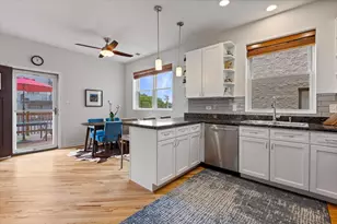 525 N Claremont Ave, Chicago, IL 60612 - Photo 12