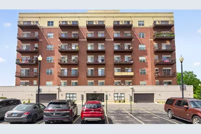1650 Riverwoods Drive #709, Melrose Park, IL 60160 - Photo 2