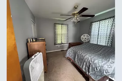 814 W Warmouth Street, Salem, IL 62881 - Photo 20