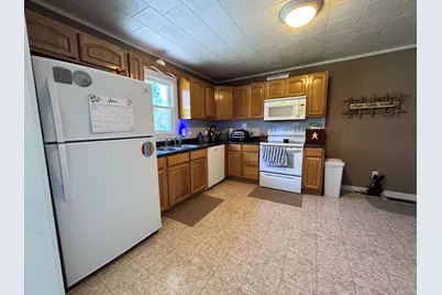 814 W Warmouth Street, Salem, IL 62881 - Photo 10