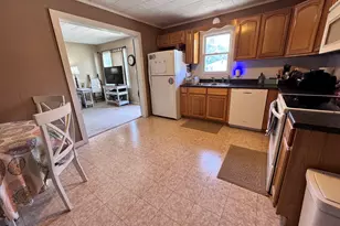 814 W Warmouth St, Salem, IL 62881 - Photo 12