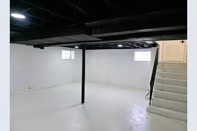 10055 S Oglesby Avenue, Chicago, IL 60617 - Photo 30