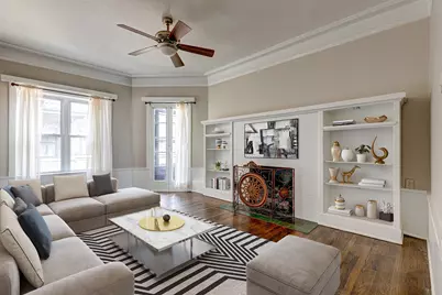 943 E Hyde Park Boulevard #3, Chicago, IL 60615 - Photo 2