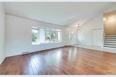 1233 N Hickory Trail, Addison, IL 60101 - Photo 6