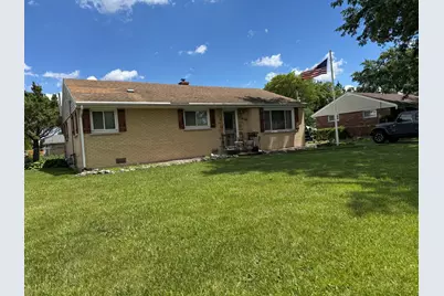 8219 S 82nd Court, Justice, IL 60458 - Photo 2
