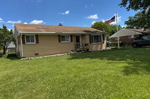 8219 S 82nd Ct, Justice, IL 60458 - Photo 2