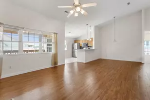 3752 Thornhill Cir, Champaign, IL 61822 - Photo 4