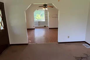 410 N 1st St, Bellflower, IL 61724 - Photo 22