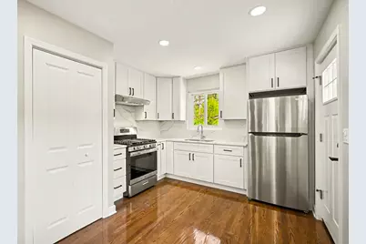 507 N Kenilworth Avenue, Glen Ellyn, IL 60137 - Photo 8