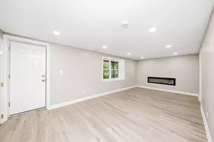 1302 S Lawler Ave, Lombard, IL 60148 - Photo 18