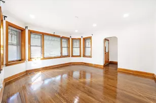 4607 S Karlov Ave, Chicago, IL 60632 - Photo 2