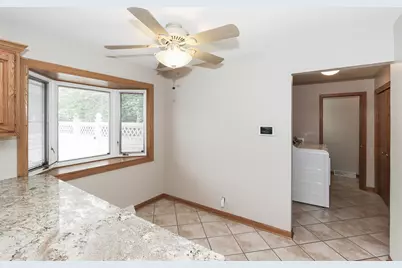5019 Burman Drive, Crystal Lake, IL 60014 - Photo 14