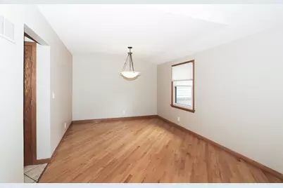 5019 Burman Drive, Crystal Lake, IL 60014 - Photo 8