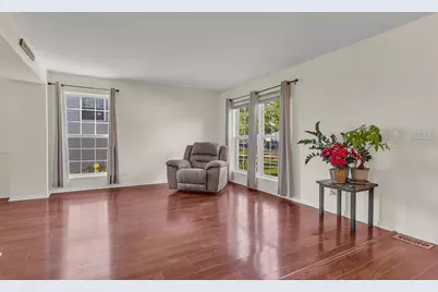 1807 Van Dyke Lane, Carpentersville, IL 60110 - Photo 22