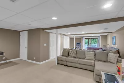 1807 Van Dyke Lane, Carpentersville, IL 60110 - Photo 38
