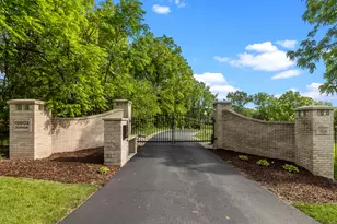 19802 Dunham Rd, Woodstock, IL 60098 - Photo 2