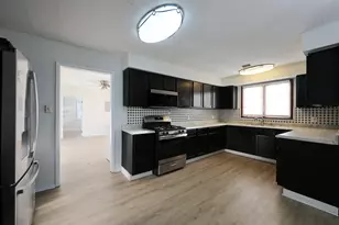 2414 Garden St, Joliet, IL 60435 - Photo 12