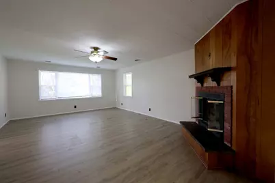 2414 Garden Street, Joliet, IL 60435 - Photo 6