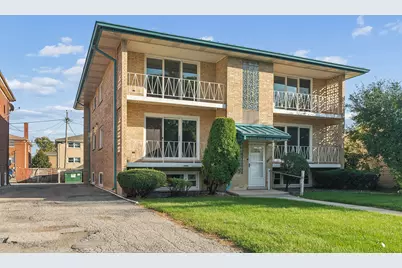 10409 Moody Avenue, Chicago Ridge, IL 60415 - Photo 2