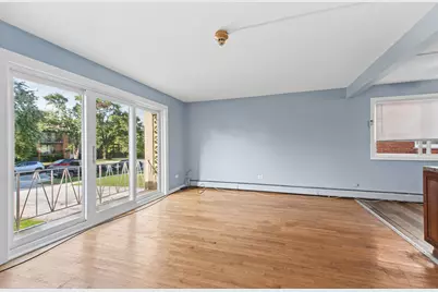 10409 Moody Avenue, Chicago Ridge, IL 60415 - Photo 6