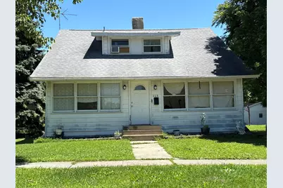 208 N Wood Street, Gibson City, IL 60936 - Photo 2