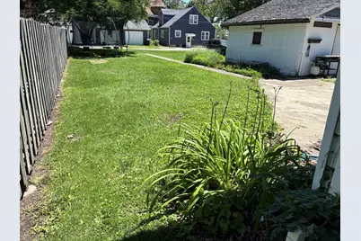 208 N Wood Street, Gibson City, IL 60936 - Photo 4