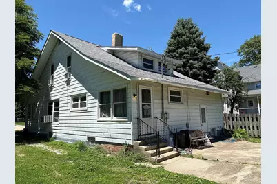208 N Wood Street, Gibson City, IL 60936 - Photo 10