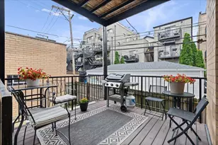 1355 W Erie St, Chicago, IL 60622 - Photo 28