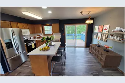 715 Cherry Tree Lane, Genoa, IL 60135 - Photo 6