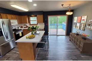 715 Cherry Tree Ln, Genoa, IL 60135 - Photo 6